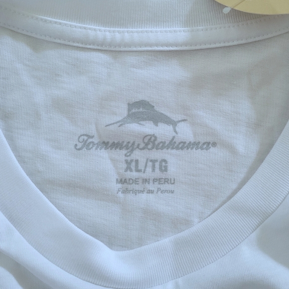 Tommy Bahama "Shake One For The Team" Graphic Tee👕 - NWT - Picture 5 of 15